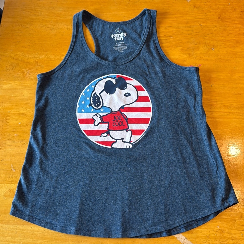 Snoopy Joe Cool tank top. Juniors size Large.